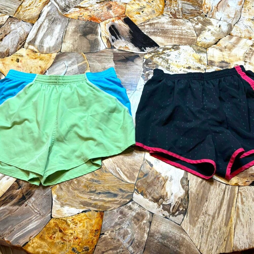 2 pairs of shorts (Underarmor and Nike)